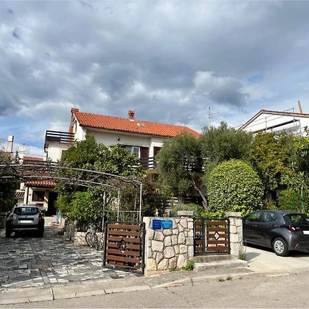 Apartmani Zora Cres Kültér fotó