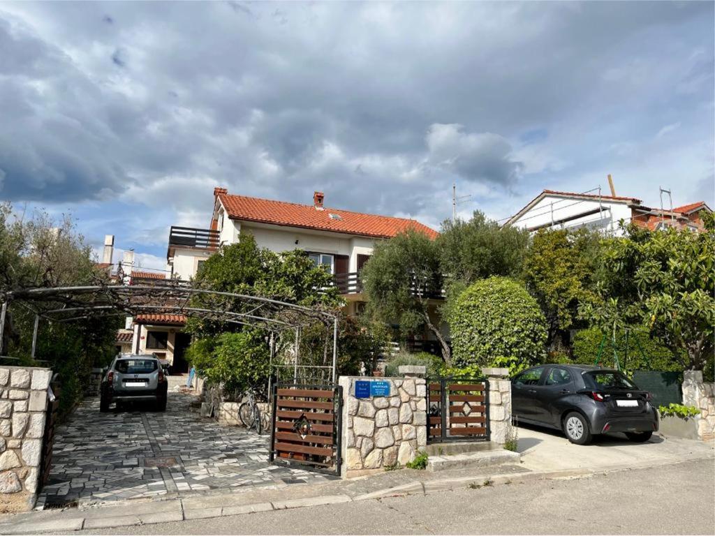 Apartmani Zora Cres Kültér fotó